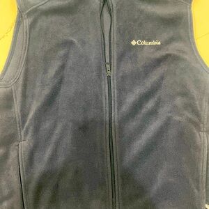 Columbia vest